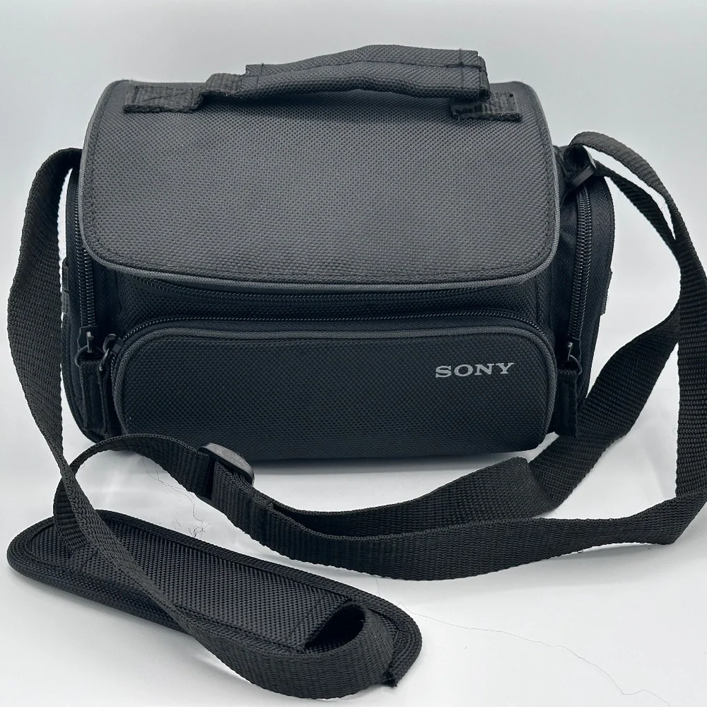 Sony Original LCS-U20 Camera Bag 8.75 x 6 x 5.62 In Mirrorless DSLR Adjustable